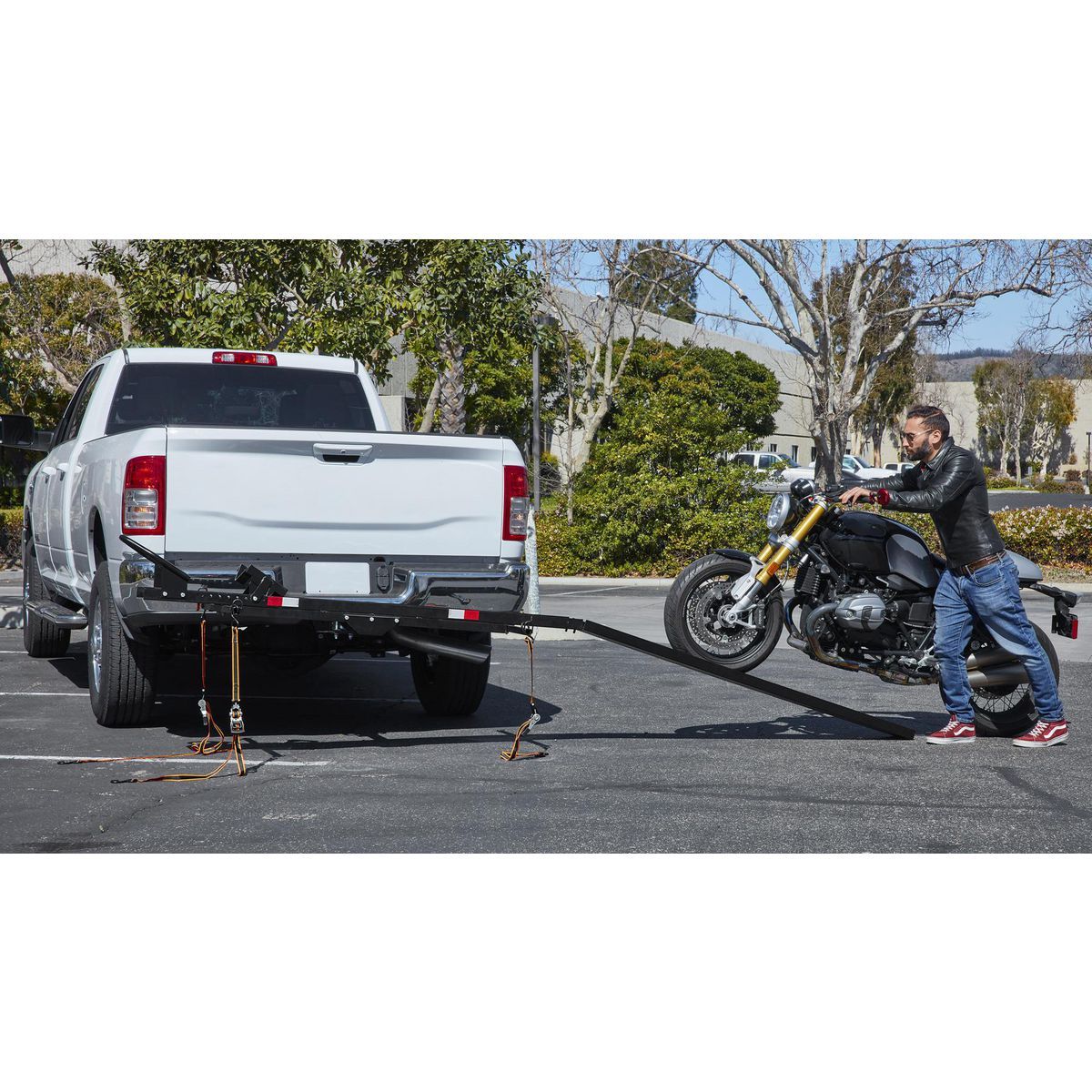 600 lb. Capacity Motorcycle Carrier O937347
