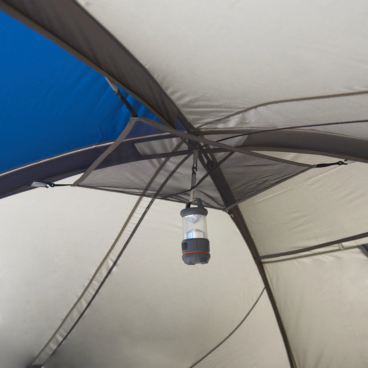 Blue 10-Person Cabin Tent Z5650