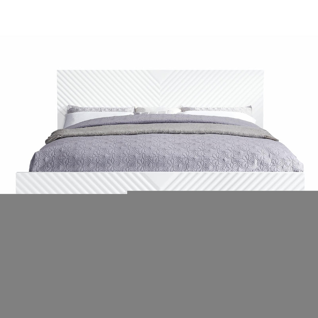 Queen Bed White High Gloss Finish X8681