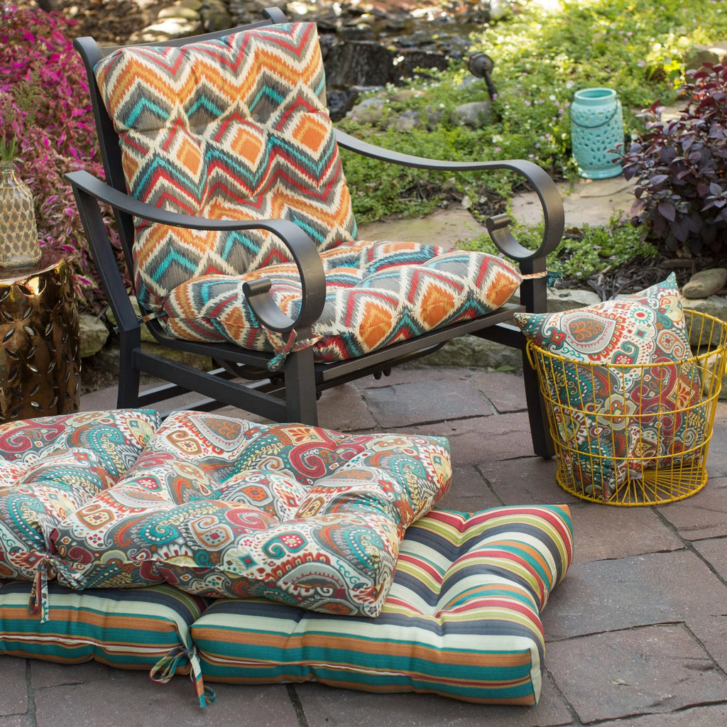 Reversible Tufted Outdoor Chair Cushion F4955