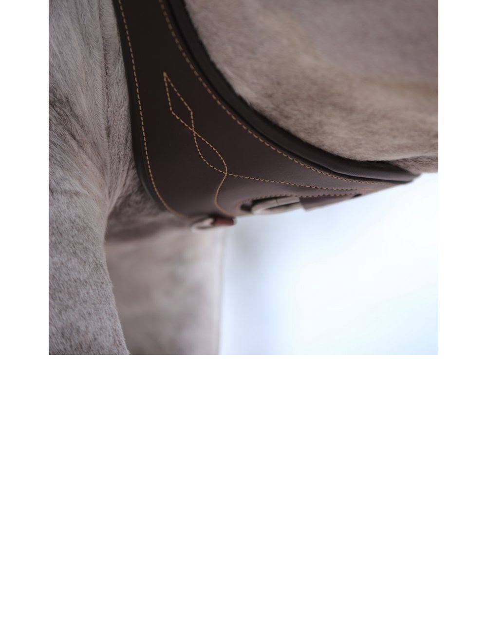 Anatomical Saddle Girth T672
