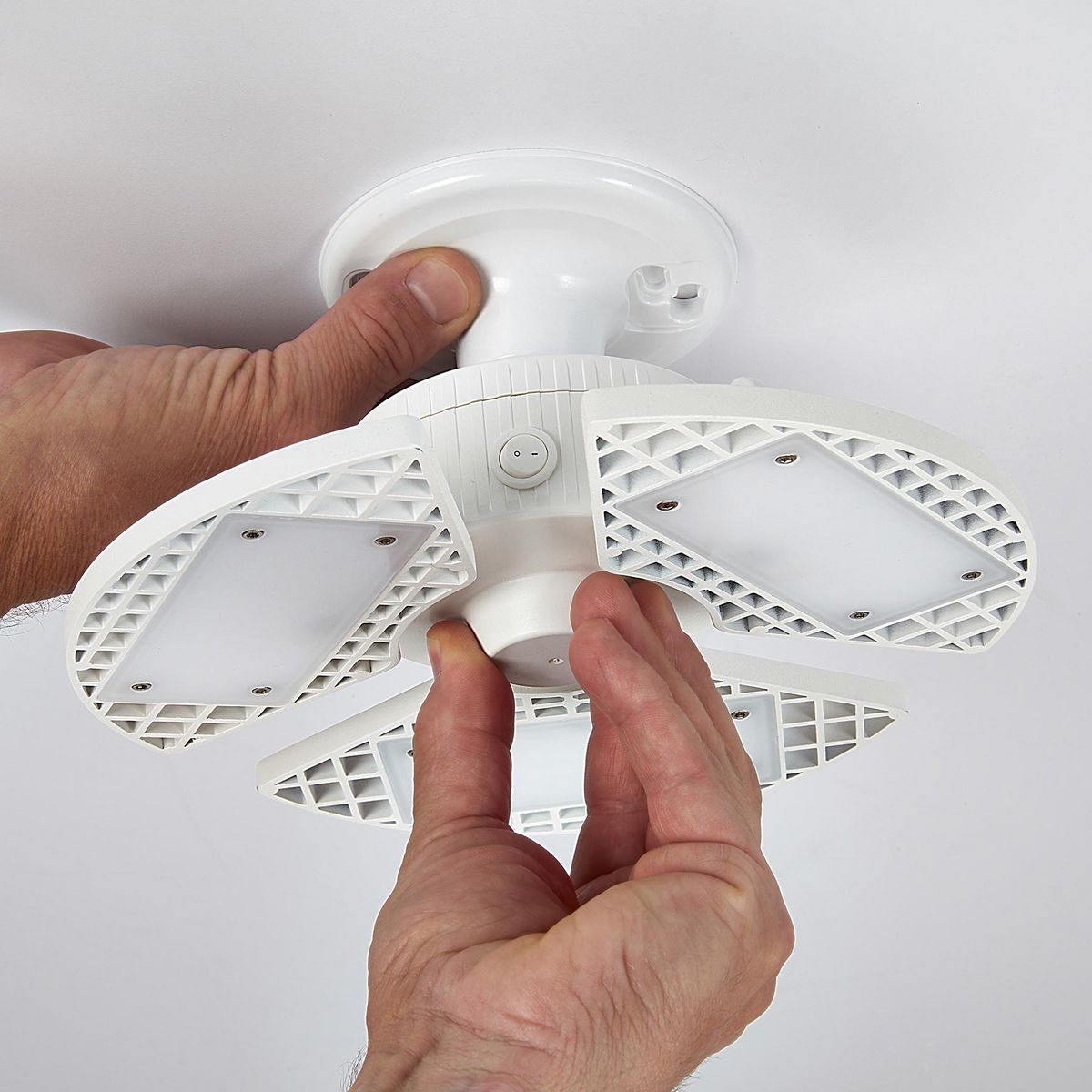 8000 Lumen Adjustable LED Shop Light C62683