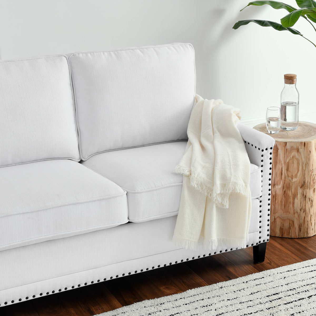 White Fabric Sofa S955360