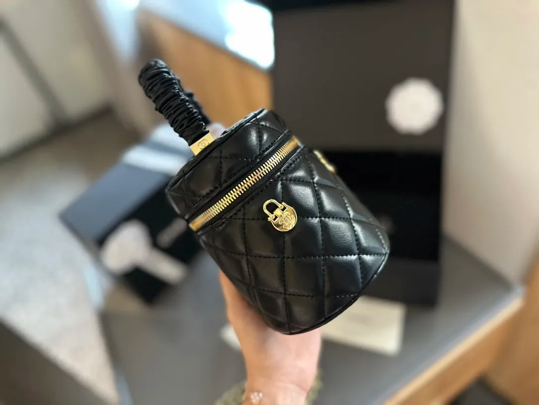Quilted Lambskin Mini Vanity Case F2182