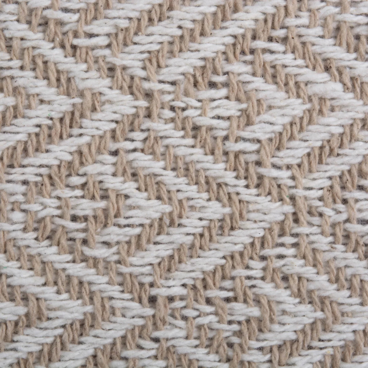 Cotton Table Runner O96274