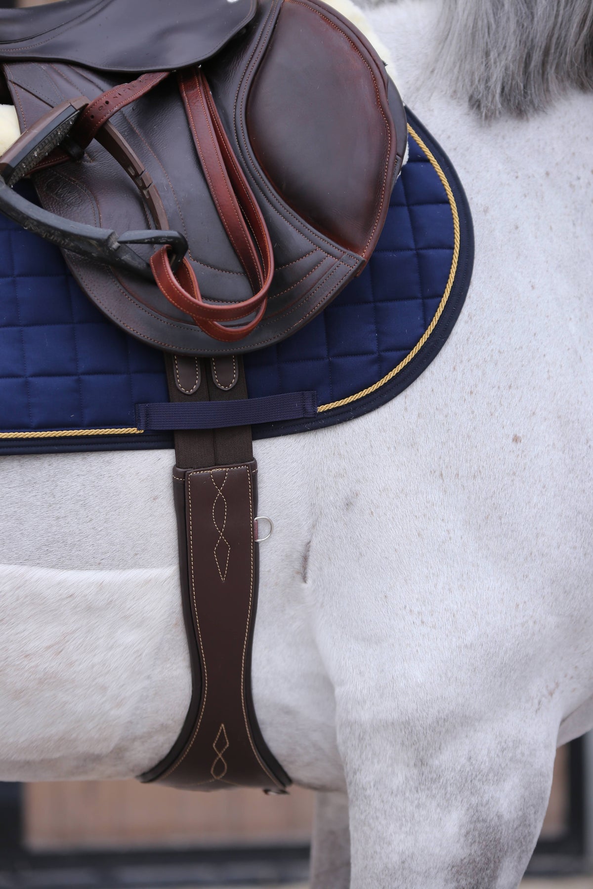 Anatomical Saddle Girth T672