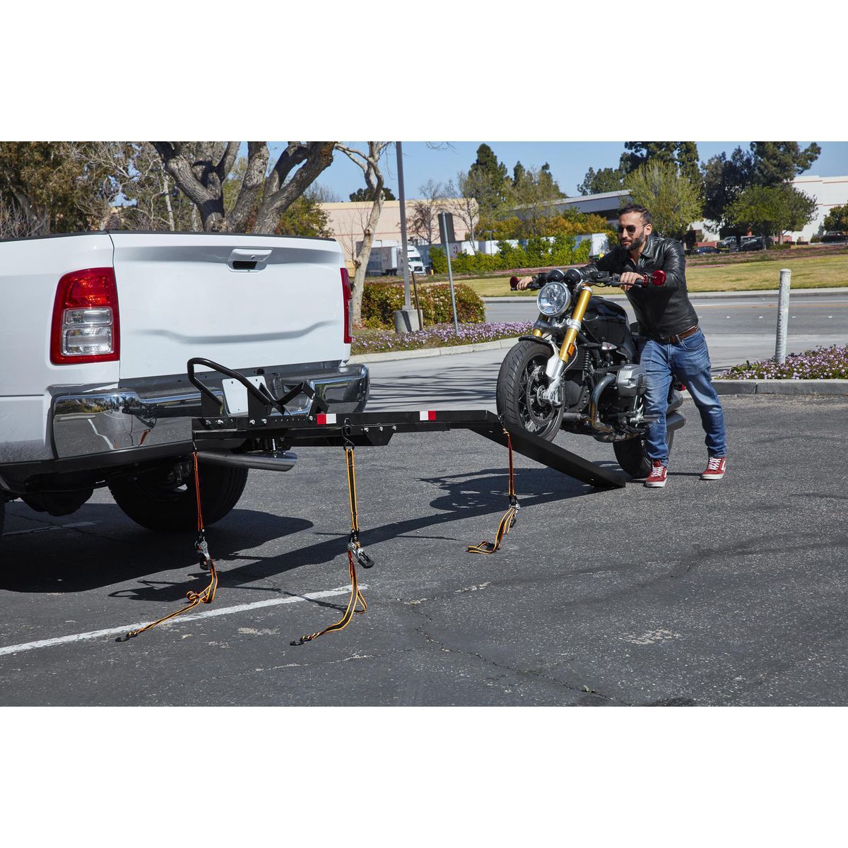 600 lb. Capacity Motorcycle Carrier O937347