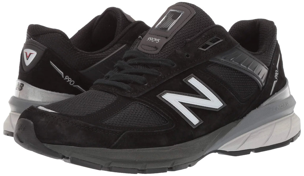 Black 990 V5 Sneaker A302